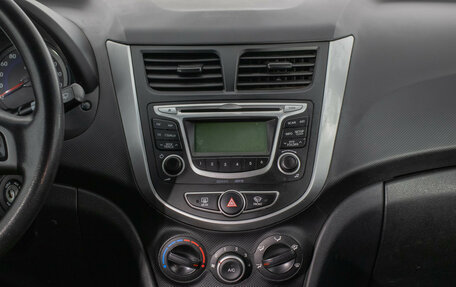 Hyundai Solaris II рестайлинг, 2014 год, 815 000 рублей, 14 фотография