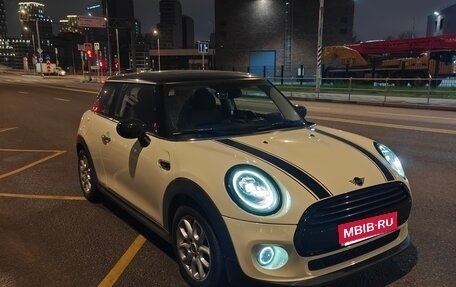 MINI Hatch, 2020 год, 2 600 000 рублей, 1 фотография