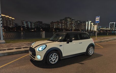 MINI Hatch, 2020 год, 2 600 000 рублей, 8 фотография