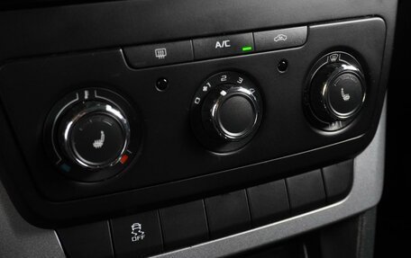 Skoda Yeti I рестайлинг, 2016 год, 1 349 000 рублей, 15 фотография