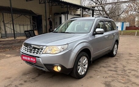 Subaru Forester, 2012 год, 1 800 000 рублей, 1 фотография