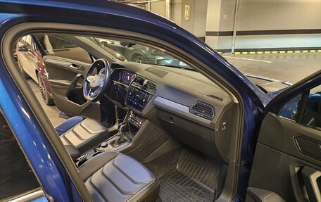 Volkswagen Tiguan II, 2021 год, 3 950 000 рублей, 5 фотография