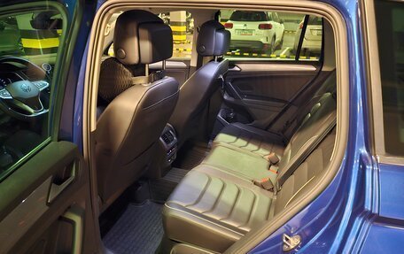 Volkswagen Tiguan II, 2021 год, 3 950 000 рублей, 7 фотография