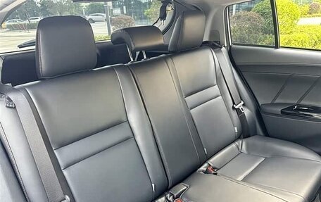 Toyota Yaris, 2022 год, 1 280 000 рублей, 17 фотография