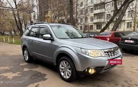Subaru Forester, 2012 год, 1 800 000 рублей, 2 фотография