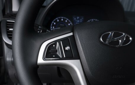 Hyundai Solaris II рестайлинг, 2012 год, 899 000 рублей, 17 фотография