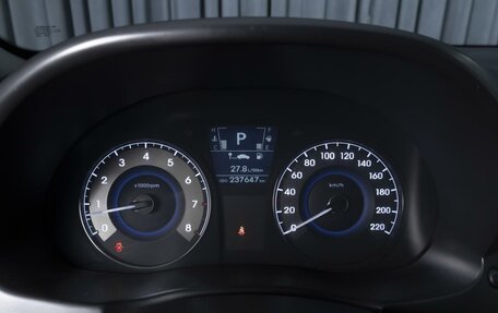 Hyundai Solaris II рестайлинг, 2012 год, 899 000 рублей, 19 фотография