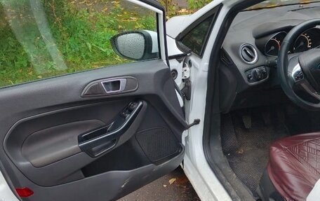 Ford Fiesta, 2015 год, 510 000 рублей, 5 фотография