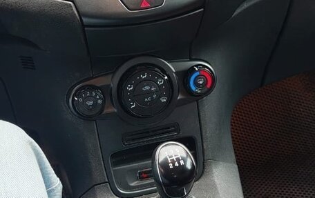 Ford Fiesta, 2015 год, 510 000 рублей, 4 фотография