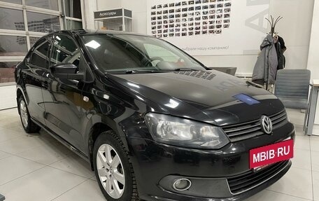 Volkswagen Polo VI (EU Market), 2012 год, 580 000 рублей, 3 фотография
