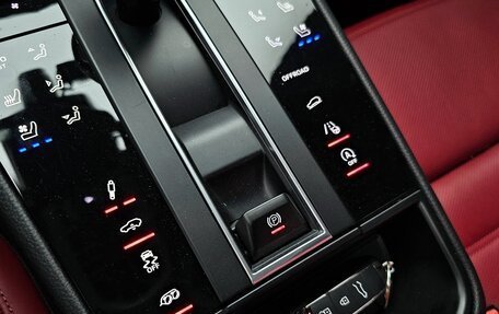 Porsche Macan I рестайлинг, 2022 год, 8 350 000 рублей, 10 фотография