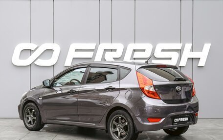 Hyundai Solaris II рестайлинг, 2012 год, 870 000 рублей, 2 фотография