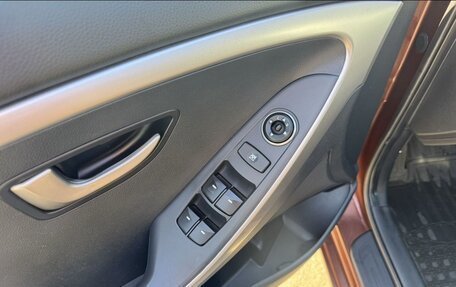 Hyundai i30 II рестайлинг, 2012 год, 928 000 рублей, 17 фотография