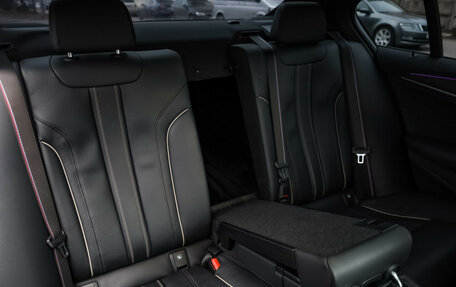 BMW 5 серия, 2021 год, 5 299 000 рублей, 27 фотография