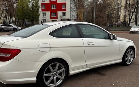 Mercedes-Benz C-Класс, 2012 год, 1 400 000 рублей, 4 фотография