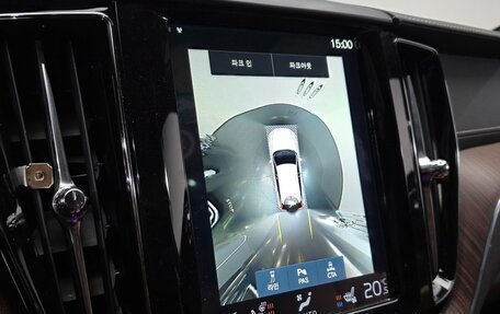 Volvo XC60 II, 2022 год, 3 930 000 рублей, 10 фотография