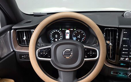 Volvo XC60 II, 2022 год, 3 930 000 рублей, 23 фотография