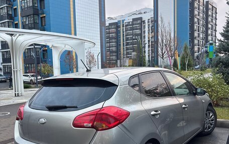 KIA cee'd III, 2013 год, 980 000 рублей, 2 фотография