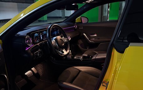 Mercedes-Benz CLA, 2019 год, 3 550 000 рублей, 4 фотография