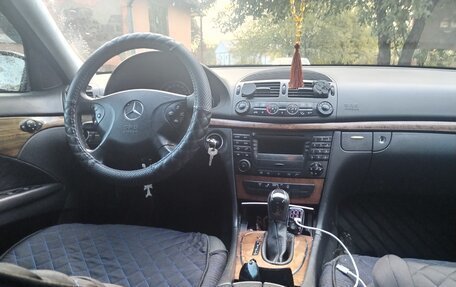 Mercedes-Benz E-Класс, 2003 год, 730 000 рублей, 8 фотография