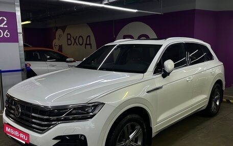 Volkswagen Touareg III, 2019 год, 5 150 000 рублей, 10 фотография