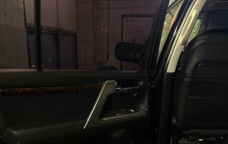 Toyota Land Cruiser 200, 2014 год, 4 700 000 рублей, 14 фотография