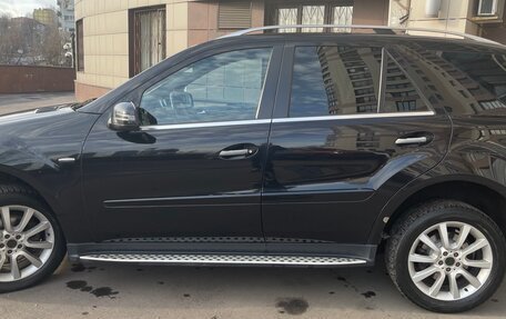 Mercedes-Benz M-Класс, 2011 год, 1 400 000 рублей, 4 фотография