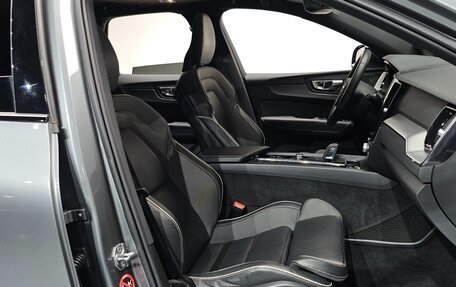 Volvo XC60 II, 2022 год, 3 120 000 рублей, 11 фотография