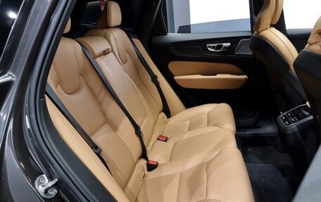 Volvo XC60 II, 2022 год, 3 370 000 рублей, 17 фотография