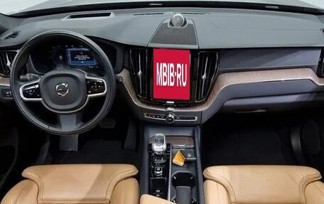 Volvo XC60 II, 2022 год, 3 370 000 рублей, 11 фотография