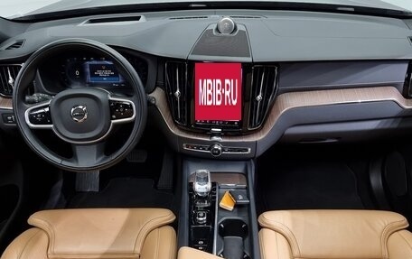 Volvo XC60 II, 2022 год, 3 370 000 рублей, 12 фотография