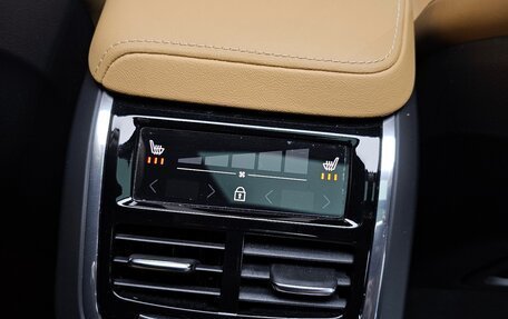 Volvo XC60 II, 2022 год, 3 760 000 рублей, 9 фотография