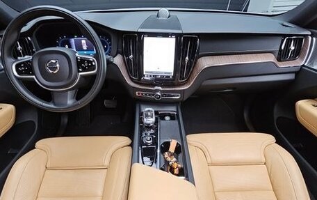 Volvo XC60 II, 2022 год, 3 760 000 рублей, 12 фотография
