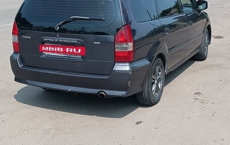 Mitsubishi Space Wagon III, 1999 год, 299 000 рублей, 3 фотография