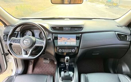 Nissan X-Trail, 2021 год, 2 000 000 рублей, 13 фотография