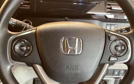 Honda Stepwgn IV, 2015 год, 1 450 000 рублей, 12 фотография