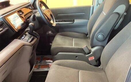 Honda Stepwgn IV, 2015 год, 1 450 000 рублей, 5 фотография