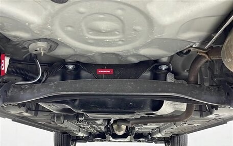 Toyota Yaris Cross, 2022 год, 1 800 000 рублей, 7 фотография