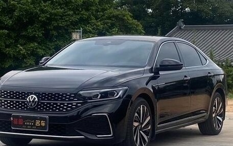 Volkswagen Passat B8 рестайлинг, 2021 год, 2 000 000 рублей, 1 фотография