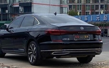 Volkswagen Passat B8 рестайлинг, 2021 год, 2 000 000 рублей, 4 фотография