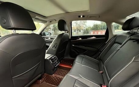 Volkswagen Passat B8 рестайлинг, 2021 год, 2 000 000 рублей, 8 фотография