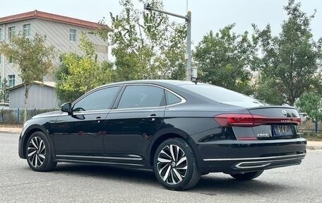 Volkswagen Passat B8 рестайлинг, 2021 год, 2 000 000 рублей, 5 фотография