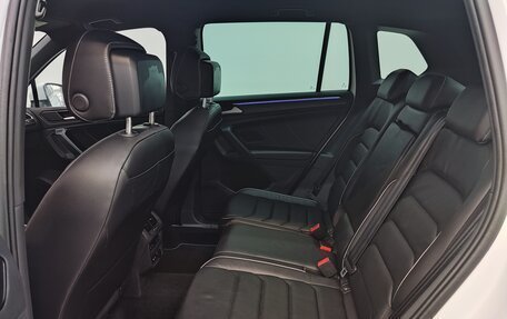 Volkswagen Tiguan II, 2021 год, 3 850 000 рублей, 13 фотография