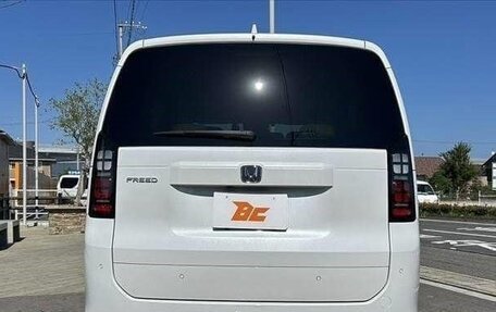 Honda Freed, 2024 год, 2 400 000 рублей, 6 фотография