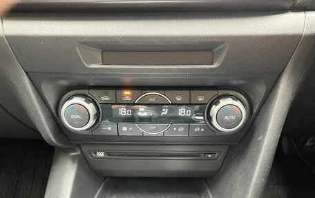 Mazda Axela, 2017 год, 895 000 рублей, 11 фотография