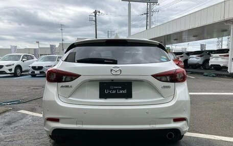 Mazda Axela, 2017 год, 895 000 рублей, 16 фотография