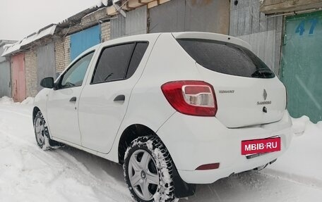 Renault Sandero II рестайлинг, 2015 год, 495 000 рублей, 3 фотография