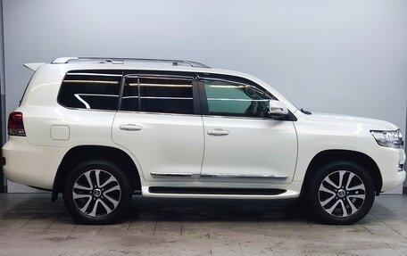 Toyota Land Cruiser 200, 2018 год, 9 500 000 рублей, 4 фотография