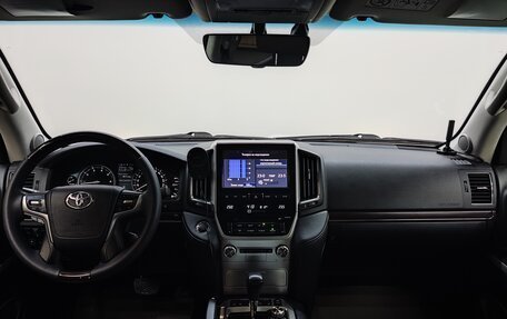 Toyota Land Cruiser 200, 2018 год, 9 500 000 рублей, 9 фотография