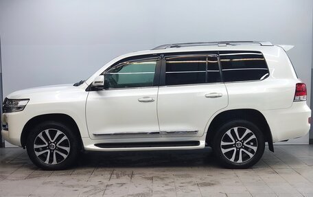 Toyota Land Cruiser 200, 2018 год, 9 500 000 рублей, 8 фотография